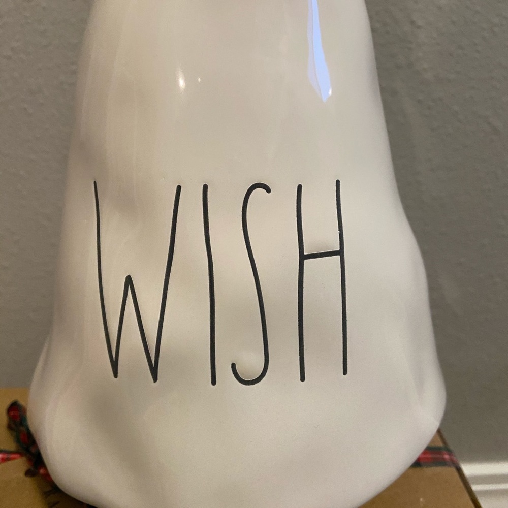 Wish tree reserved for Lhuillier only